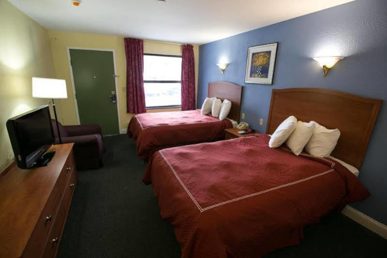 Days Inn By Wyndham Elmsford Exterior photo